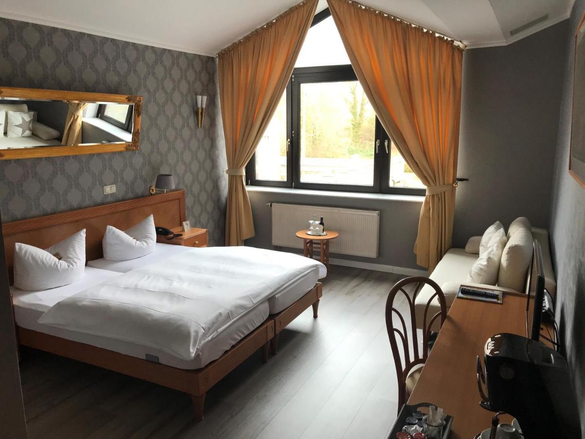 Burg Wegberg Hotel & Eventlocation Εξωτερικό φωτογραφία